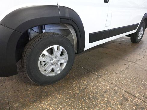 New 2024 RAM ProMaster 2500 w/ Quick Order Package 22G SLT image 23