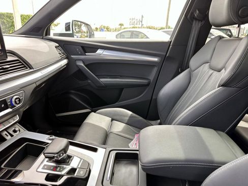 Used 2022 Audi Q5 2.0T Premium Plus image 23