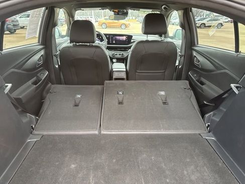 Used 2025 Buick Envista Preferred image 35