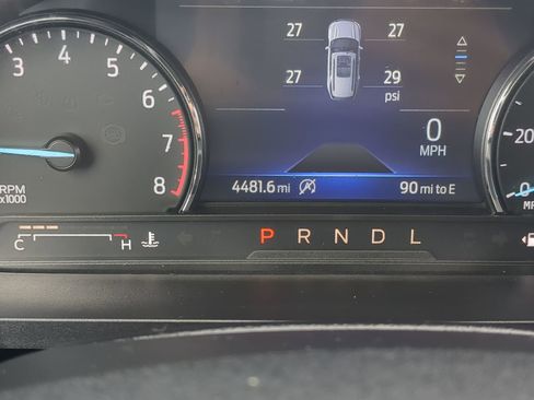 Certified 2024 Ford Explorer XLT image 26