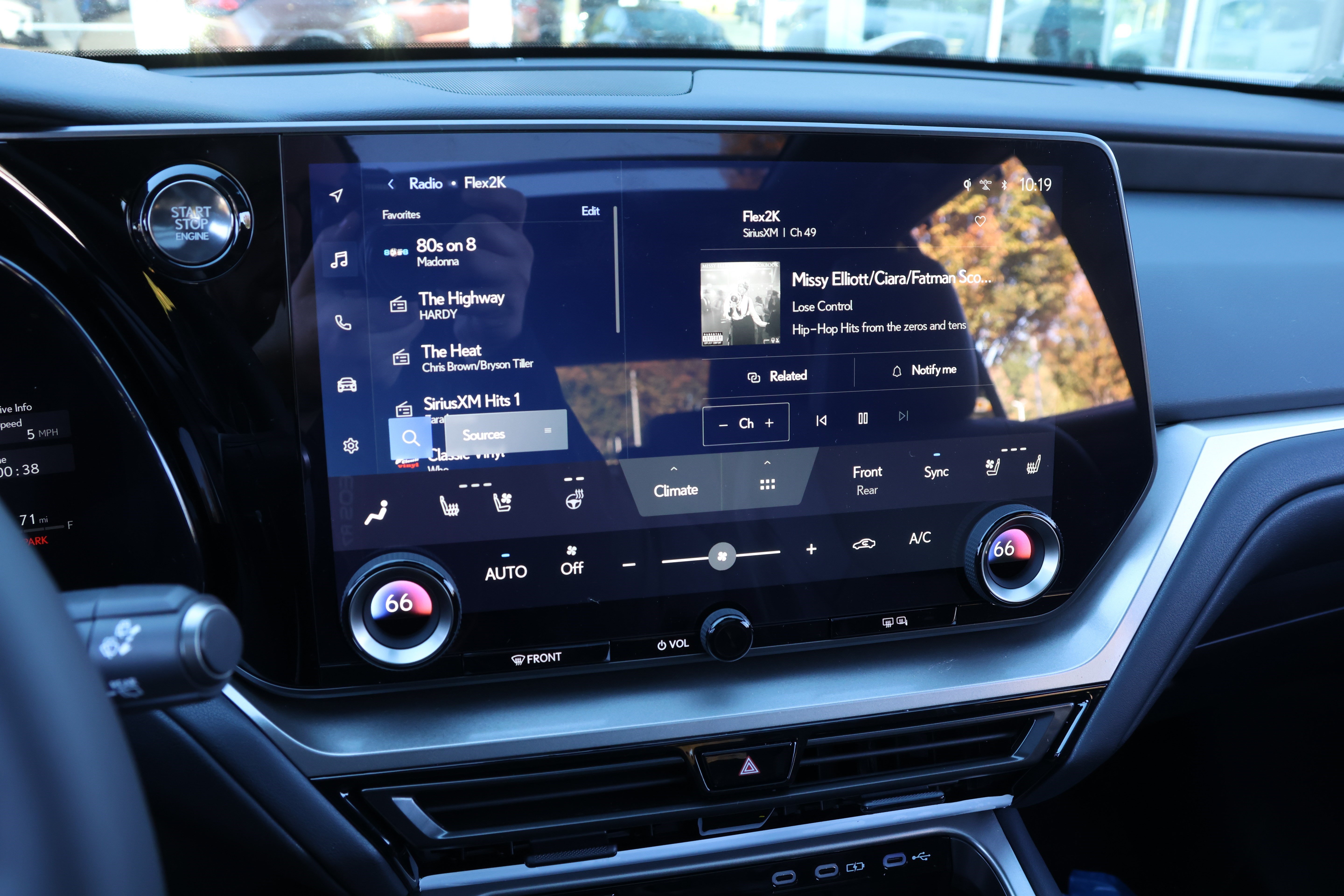 Certified 2026 Lexus TX 350 AWD w/ Technology Package image 18