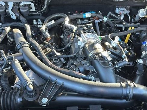 New 2026 Ford Ranger XLT w/ Equipment Group 301A High AWD/4WD image 32