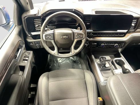 Used 2025 Chevrolet Silverado 1500 RST AWD/4WD image 23