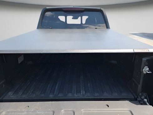 Used 2017 Honda Ridgeline Black Edition image 11