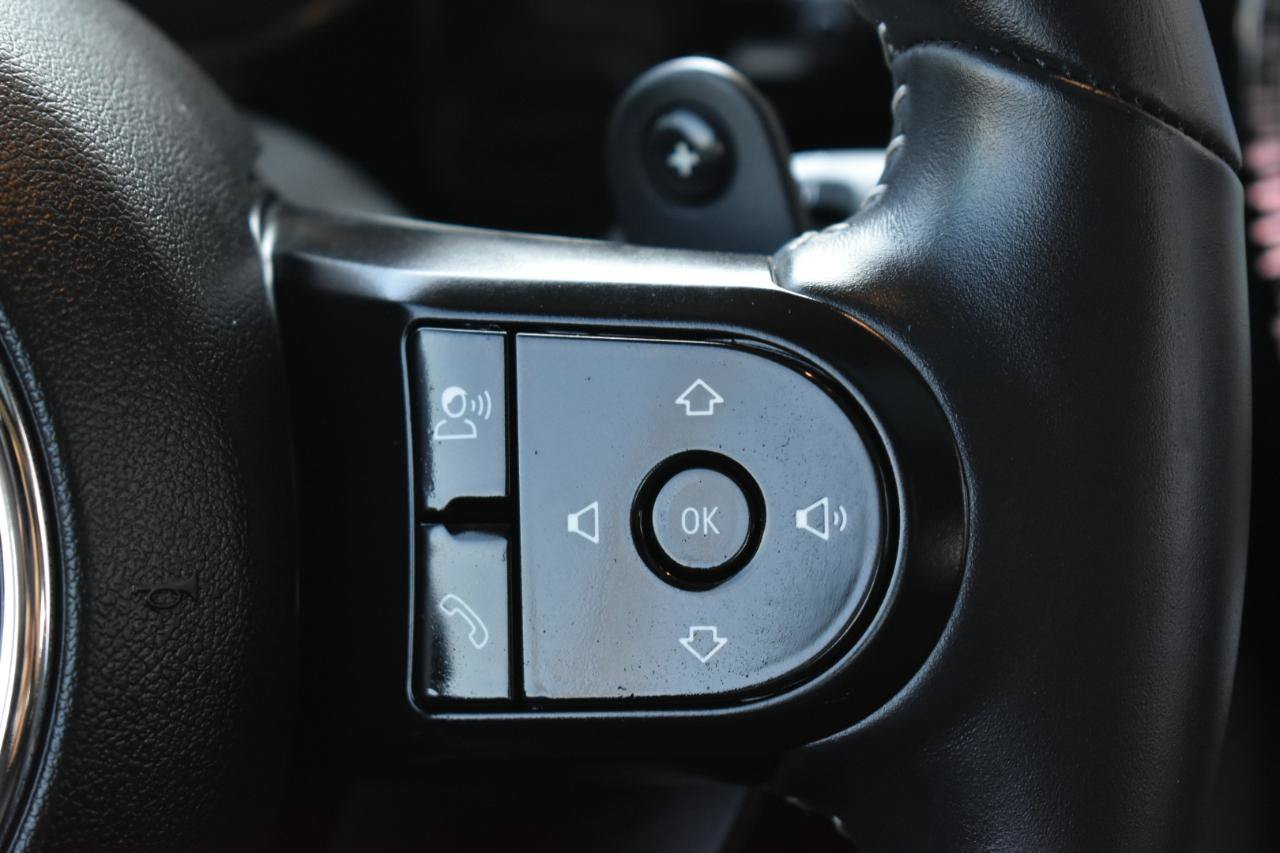 Used 2022 MINI Cooper S w/ Driver Assistance Package FWD image 16