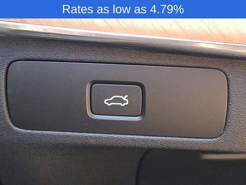 Certified 2024 Volvo XC90 B6 Plus w/ Protection Package Premier image 27