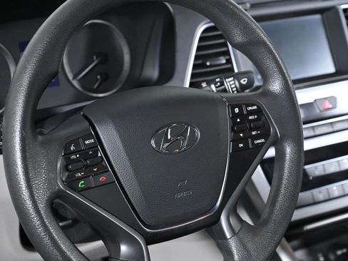 Used 2016 Hyundai Sonata Sport image 13