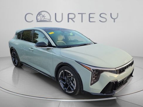 New 2026 Kia K4 GT-Line FWD image 4