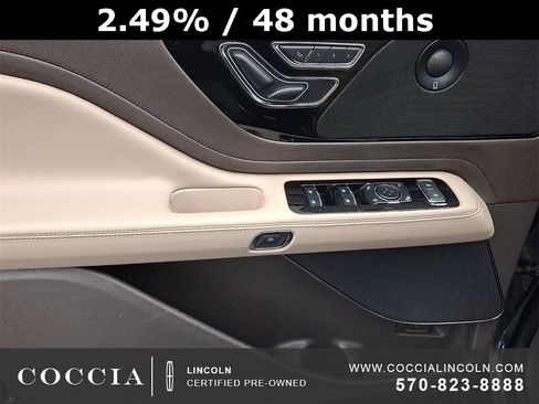 Used 2023 Lincoln Aviator Reserve w/ Equipment Group 201A image 12