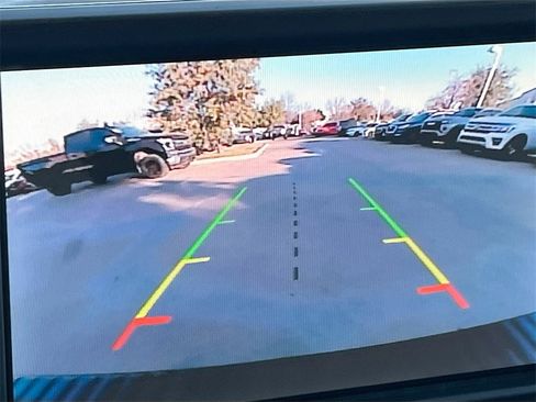 Used 2024 Ford Maverick Lariat image 14