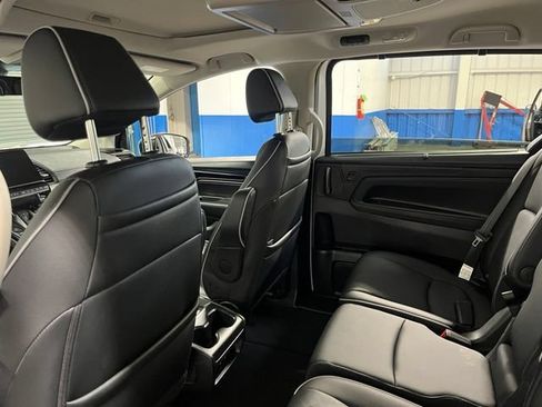 Used 2025 Honda Odyssey Touring image 17