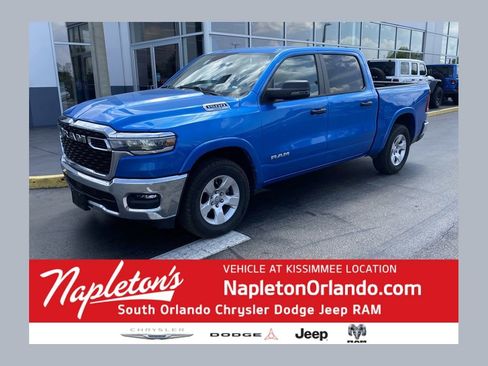 Used 2025 RAM 1500 Big Horn AWD/4WD image 1