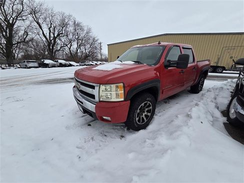 Used 2011 Chevrolet Silverado 1500 LT w/ All-Star Edition image 6