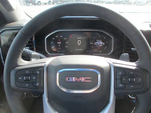 New 2026 GMC Sierra 1500 SLT w/ SLT Convenience Package AWD/4WD image 16