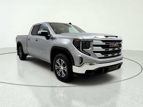 Used 2023 GMC Sierra 1500 SLE w/ Enhanced Capability Package AWD/4WD image 1