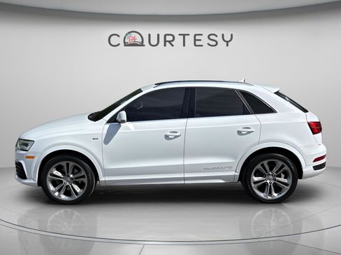 Used 2016 Audi Q3 2.0T Prestige w/ Prestige Package AWD/4WD image 4