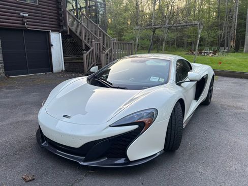 Used 2015 McLaren 650S Spider RWD image 6
