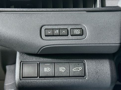 Used 2026 Toyota bZ FWD image 17