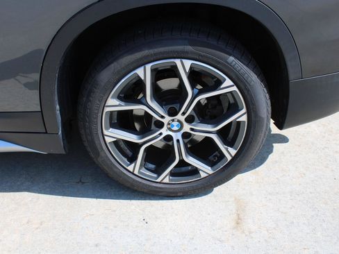Used 2021 BMW X1 xDrive28i w/ Convenience Package AWD/4WD image 8