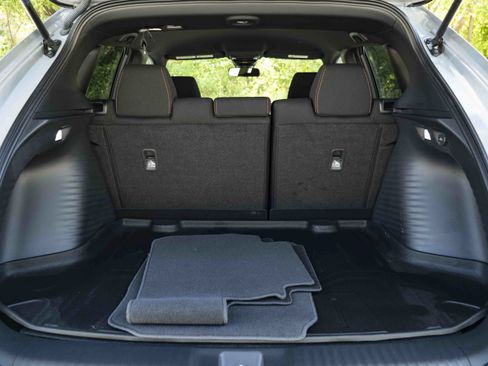 Used 2025 Honda HR-V Sport image 40