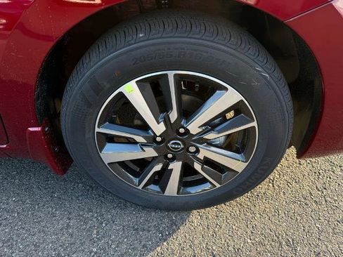 New 2025 Nissan Versa SV w/ Trunk Package image 8