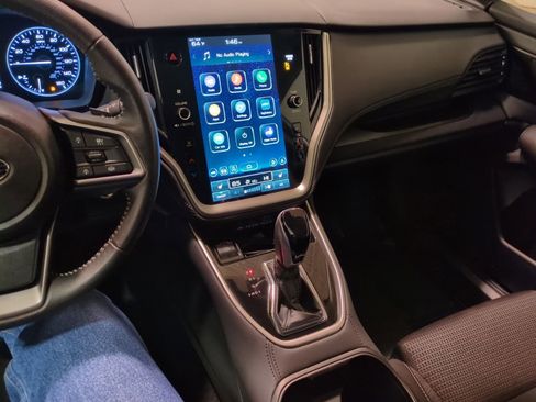 Certified 2025 Subaru Outback Premium w/ Popular Package #1A image 21