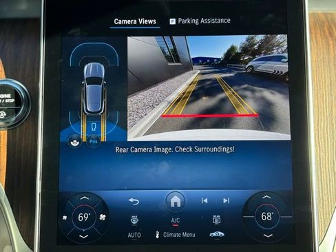 Used 2026 Mercedes-Benz GLC 300 4MATIC image 35