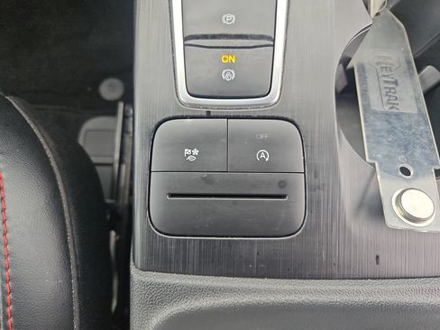 Used 2025 Ford Escape ST-Line AWD/4WD image 21