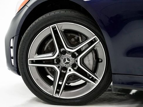 Used 2019 Mercedes-Benz C 300 4MATIC Sedan w/ Multimedia Package image 27