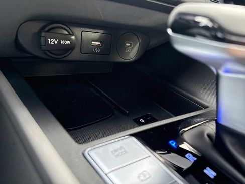 Certified 2025 Hyundai Elantra SEL w/ Cargo Package image 31