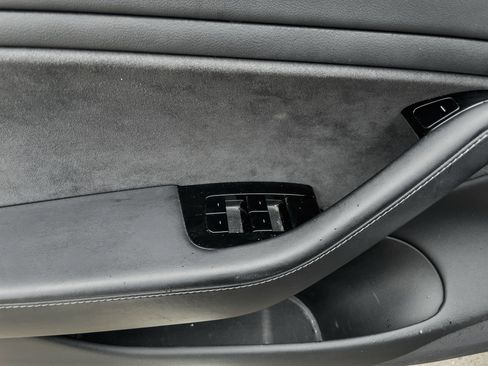 Used 2018 Tesla Model 3 Performance image 15