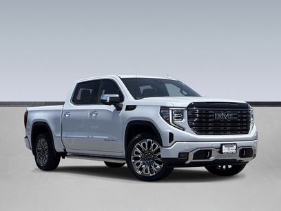New 2026 GMC Sierra 1500 Denali Ultimate w/ LPO, Black Badging Package