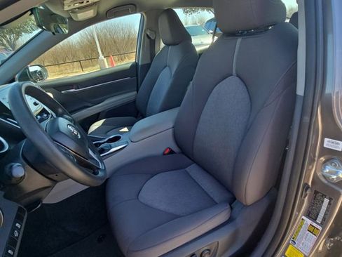 Used 2023 Toyota Camry LE image 14