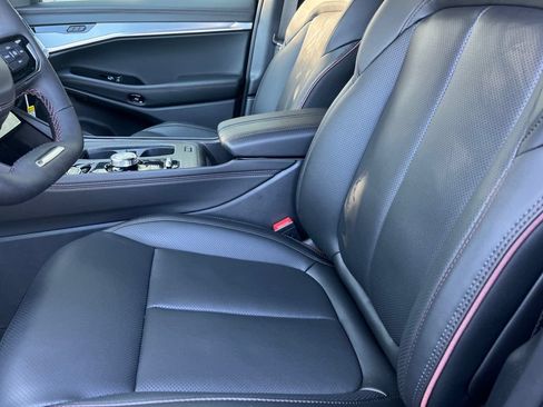 New 2025 Jeep Wagoneer S Launch Edition AWD/4WD image 17
