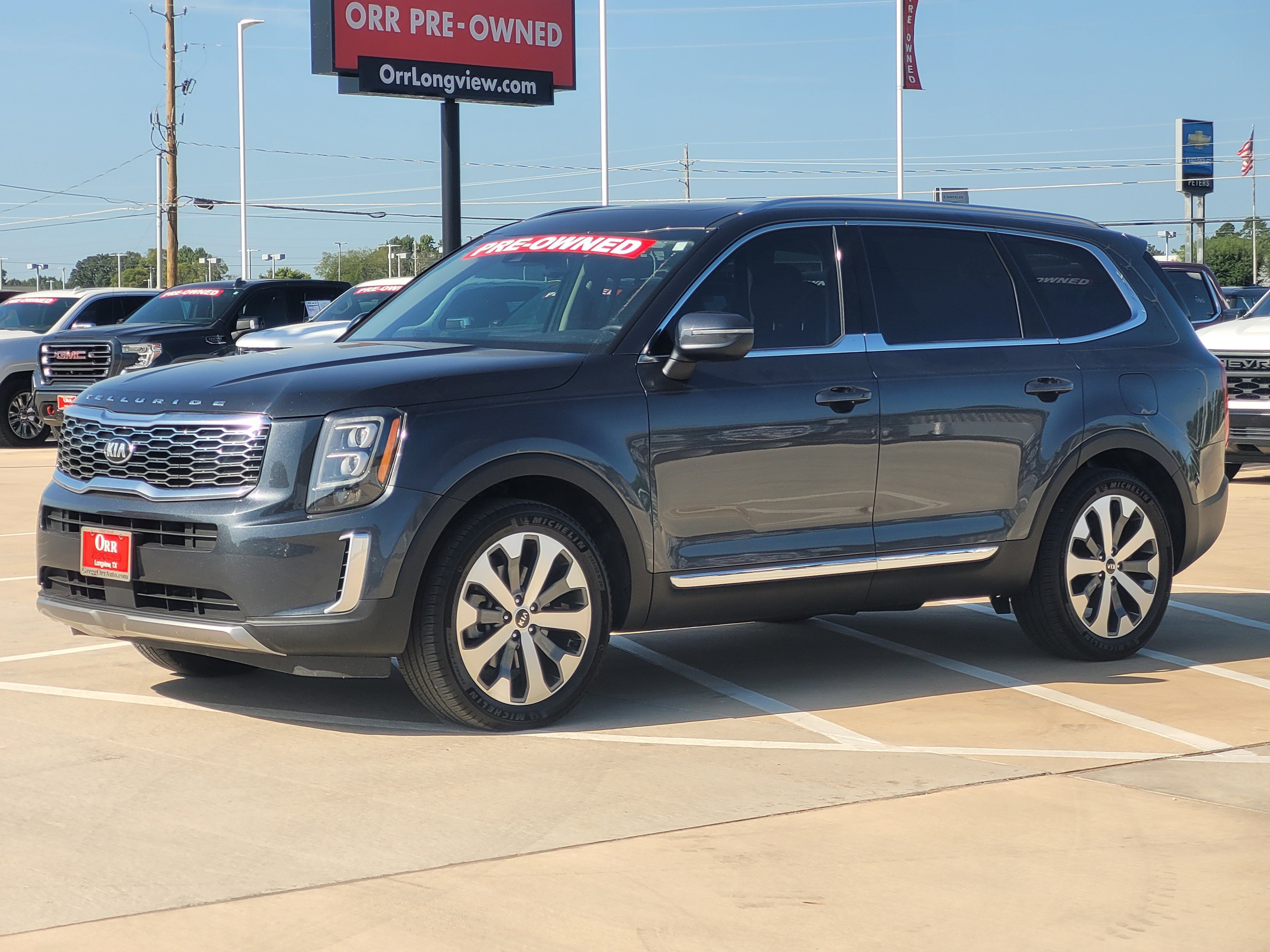 Used 2021 Kia Telluride EX w/ EX Premium Package AWD/4WD image 3