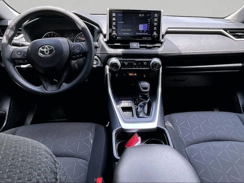 Certified 2019 Toyota RAV4 XLE w/ Convenience Package FWD image 10
