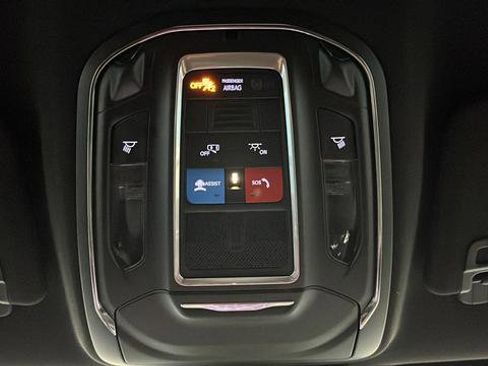 Used 2025 Dodge Charger R/T Scat Pack w/ Track Pack image 15