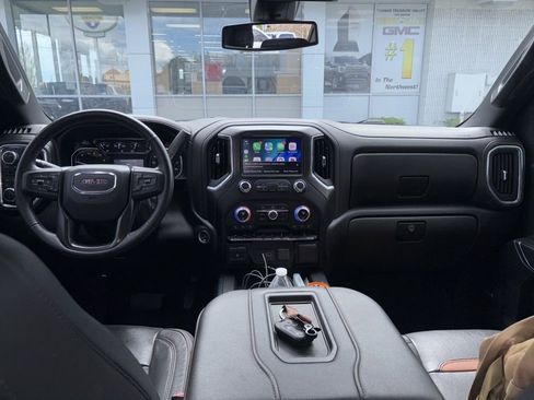 Used 2021 GMC Sierra 1500 AT4 w/ AT4 Premium Package AWD/4WD image 13