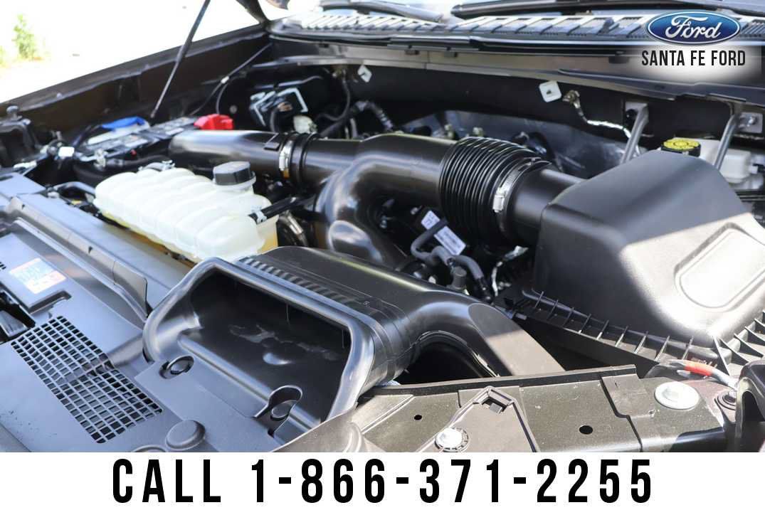 Used 2025 Ford Expedition Active RWD image 35