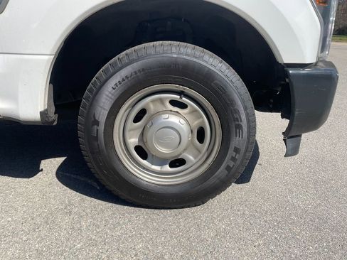 Used 2019 Ford F350 XL w/ Power Equipment Group RWD image 28