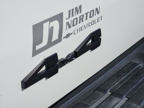 Used 2024 Toyota Tacoma TRD Off-Road image 13