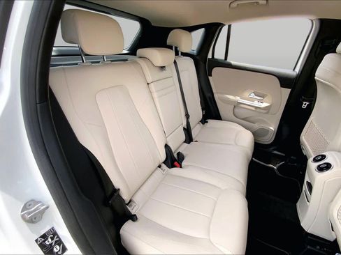 Used 2021 Mercedes-Benz GLA 250 image 19