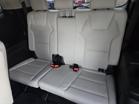 Used 2024 Kia Telluride S FWD image 22
