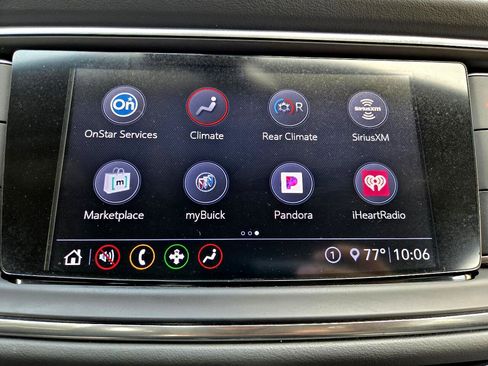 Used 2020 Buick Enclave Essence image 27
