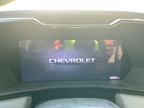 Used 2025 Chevrolet Colorado ZR2 w/ Technology Package AWD/4WD image 11