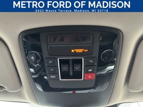 Used 2024 Kia Carnival SX Prestige image 26