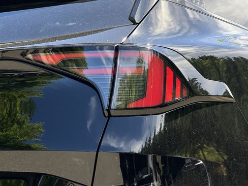 New 2026 Kia Sportage SX FWD image 14
