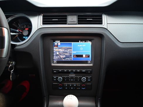 Used 2012 Ford Mustang Shelby GT500 w/ SVT Performance Pkg image 31