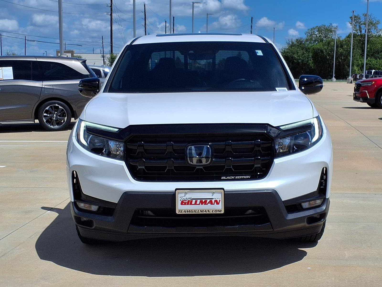 Used 2025 Honda Ridgeline Black Edition image 5