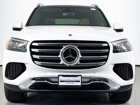 New 2026 Mercedes-Benz GLS 450 4MATIC image 2